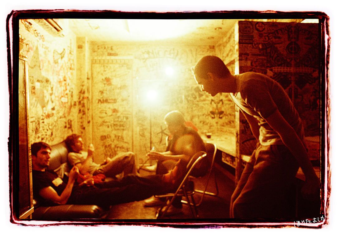 「ロックフォトグラファー　ほりたよしかの写真　21世紀のはじまり」